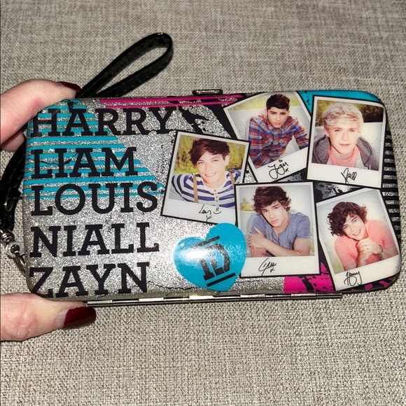 One Direction Bundle - Picture 4 of 13